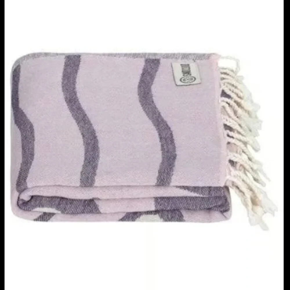 SAND CLOUD ORCA Purple Pink Lavender Save the Fishes New! Beach Towel Ocean NWT